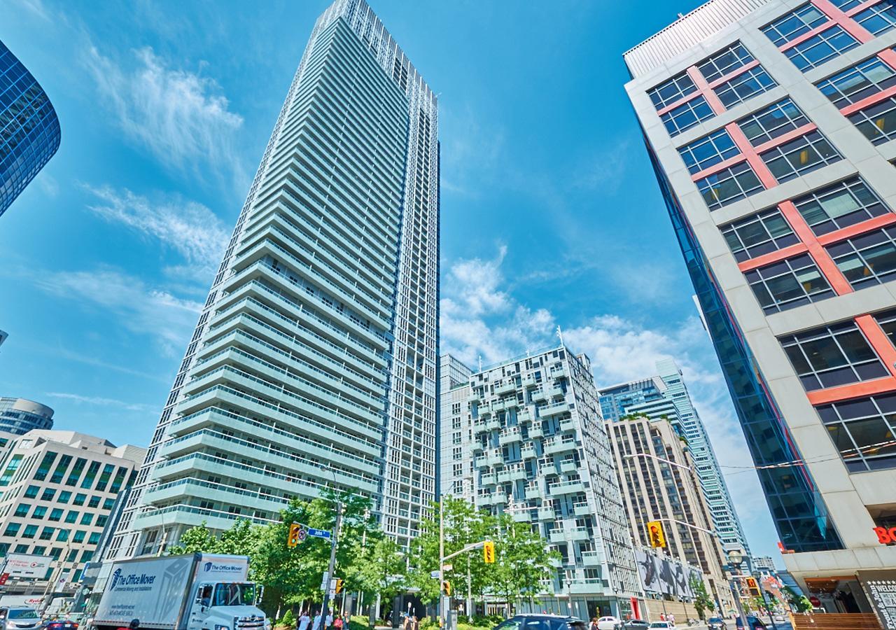 Diamond Suite Toronto Exterior foto