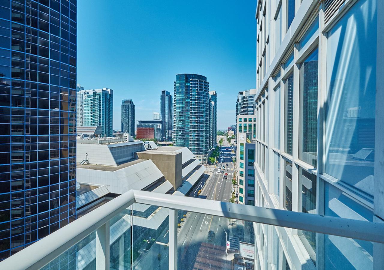 Diamond Suite Toronto Exterior foto